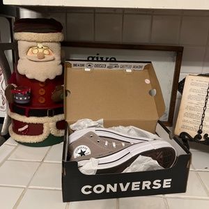 Women’s Converse